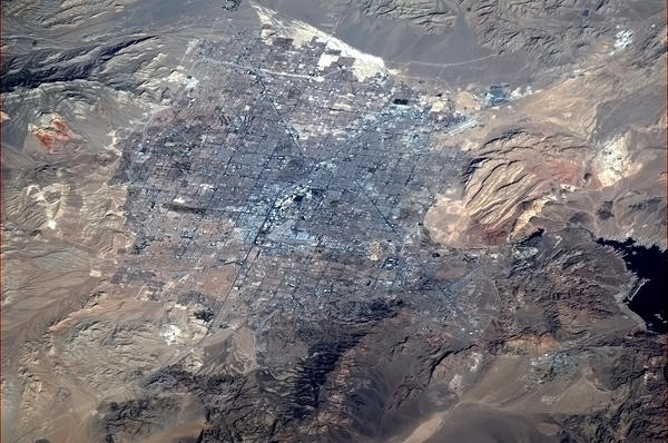 las-vegas-day-from-iss