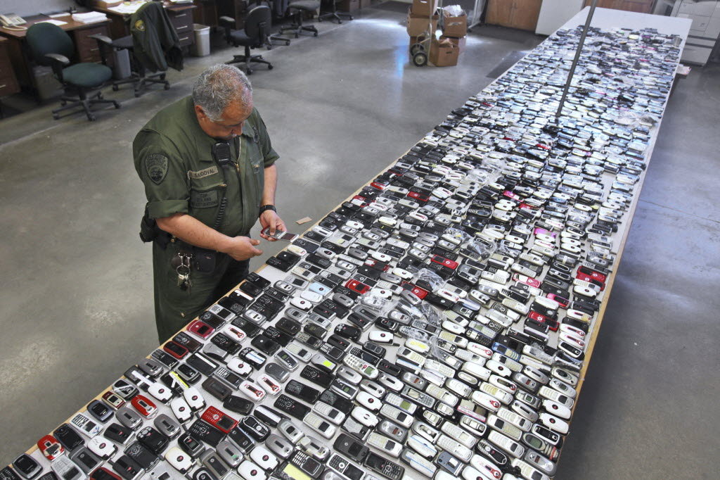 confiscated-cell-phones