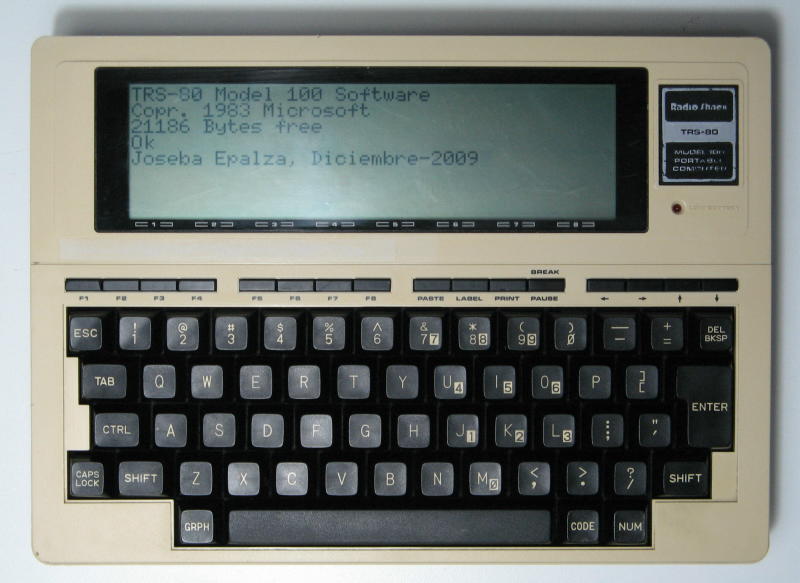 TRS-80_MODEL_100_1983