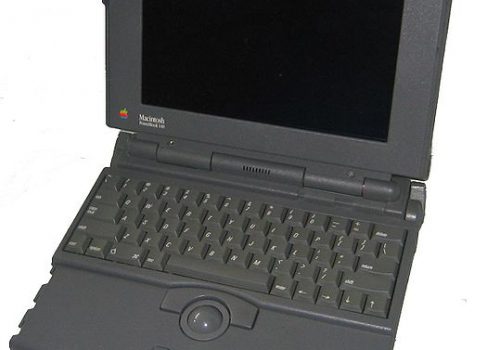 7 июля 1994 года Apple выпустила PowerBook 145B