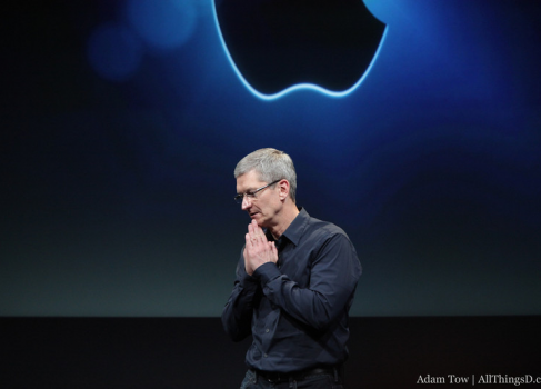 Аналитика: почему падают акции Apple?