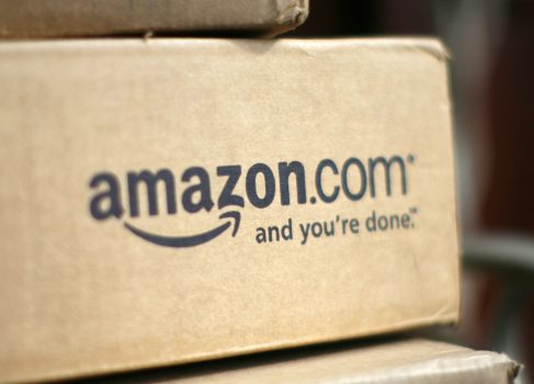 Amazon начал доставку электроники в Россию