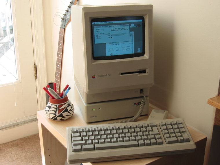 MacintoshPlus_2